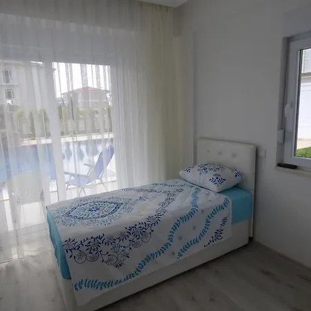 דירה Sunny Waterfall Homes Apartments.